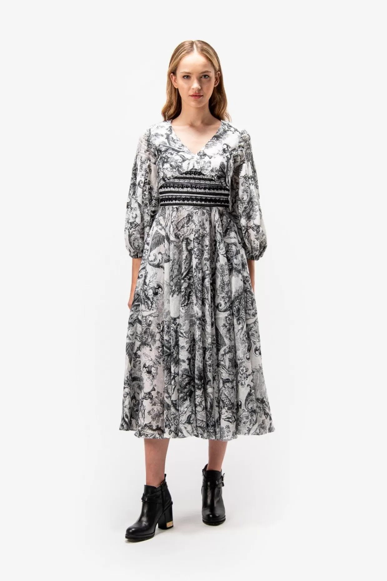 Kleid Mit V-Ausschnitt-Sportalm Cheap